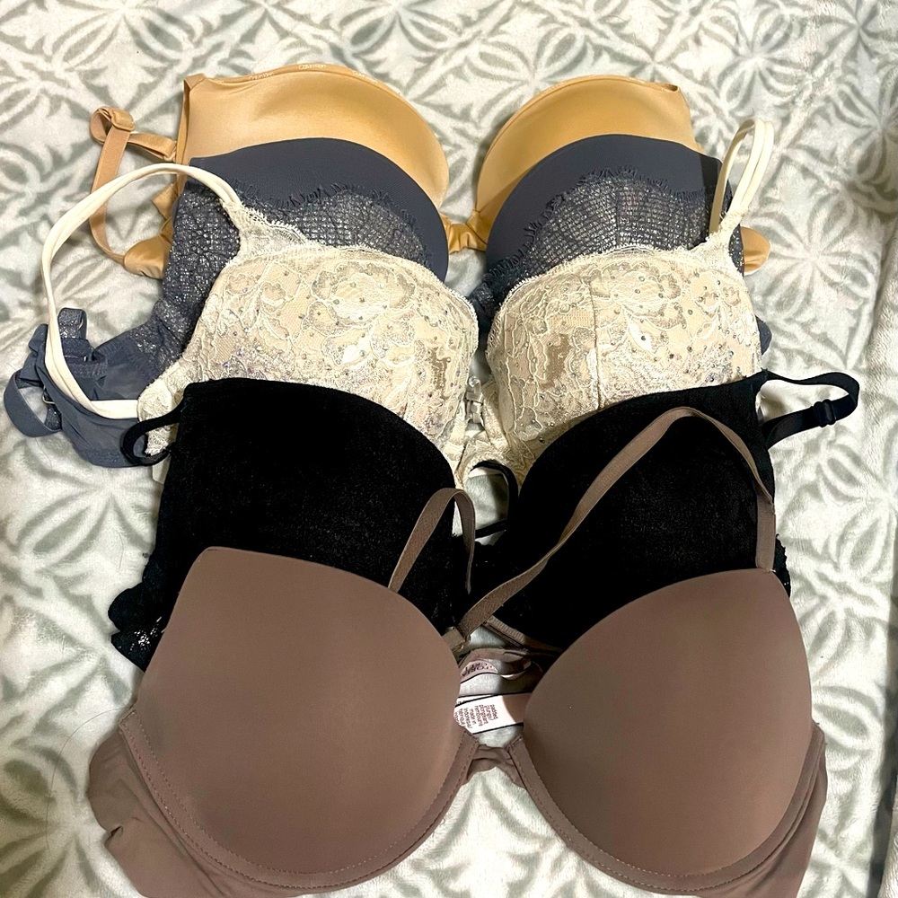 EUC Victoria Secret & Calvin Klein 34 C bras!